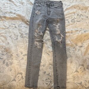 American Eagle Outfitters Gray Distressed Skinny Jeans